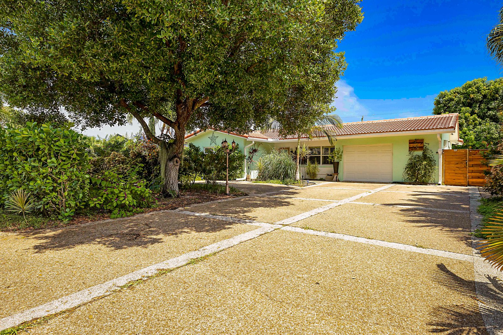 2242 NW 3rd Court, Boca Raton FL - sold by PBP Real Estate - view 3