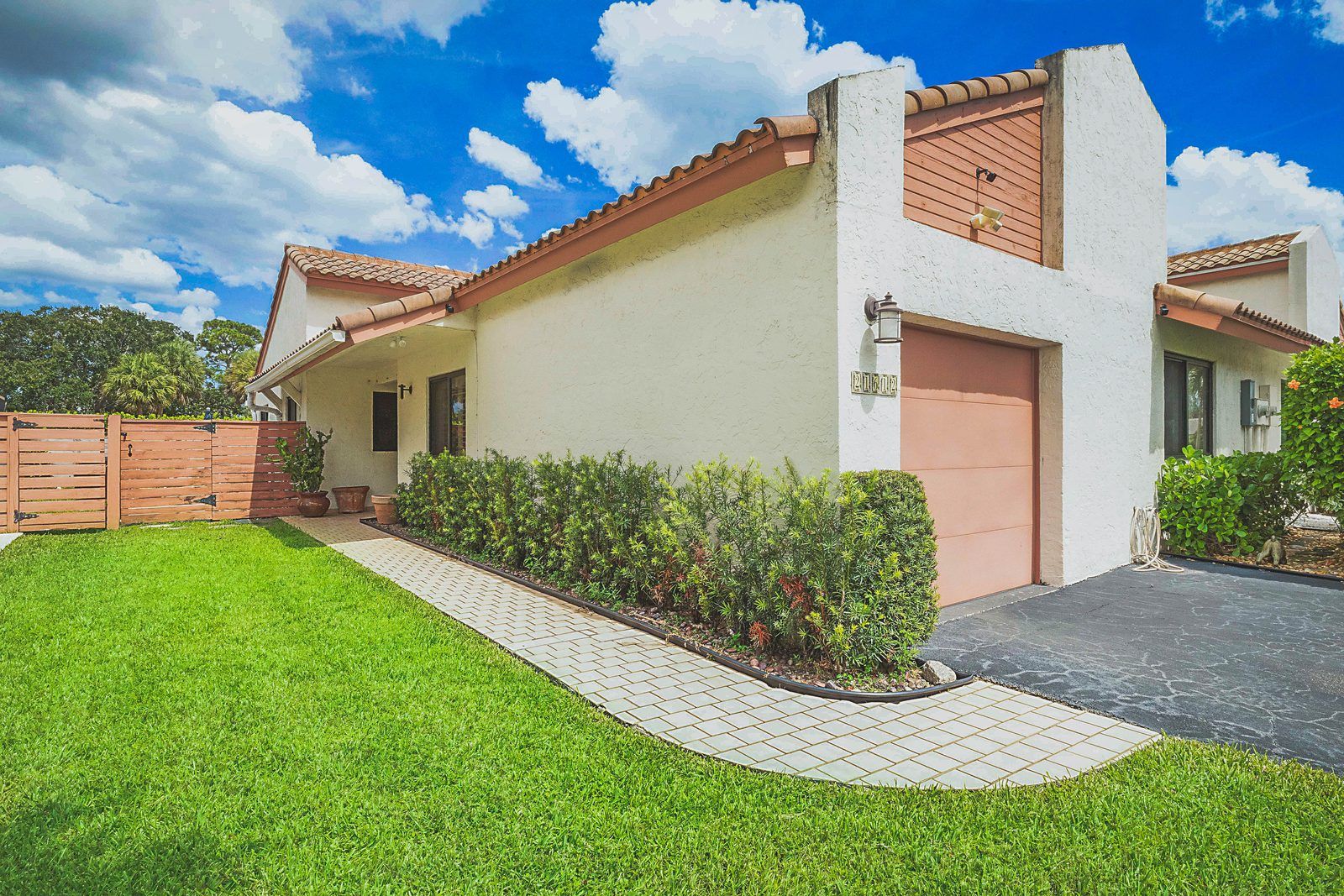21612 Casa Monte Court, Boca Raton, FL 33433 - listed by PBP Real Estate