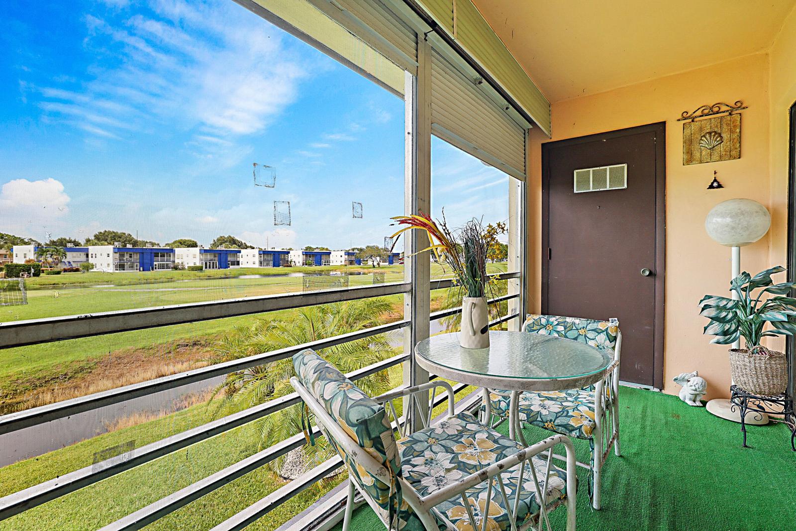 76 Capri B, Delray Beach, FL 33484 - listed by PBP Real Estate