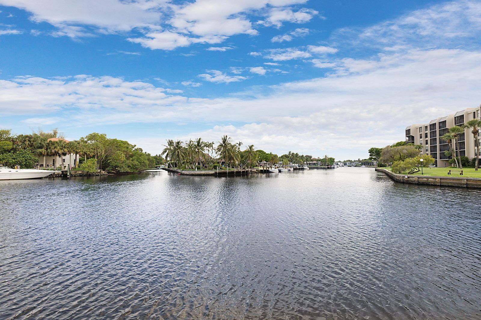 8 Royal Palm Way #301, Boca Raton, FL 33432 - listed by PBP Real Estate